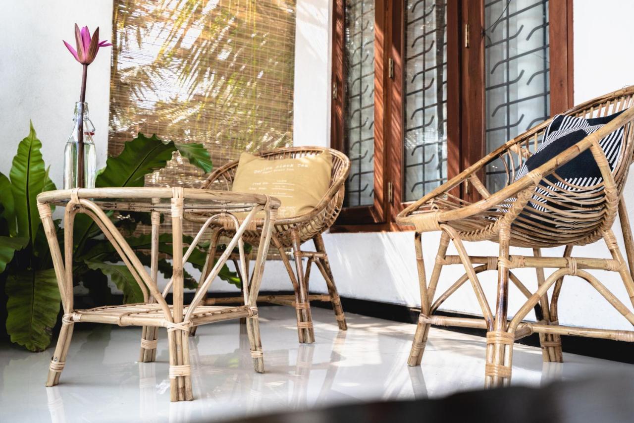 웰리가마 Layback Boutique Surf & Yoga Camp Sri Lanka 호스텔 외부 사진