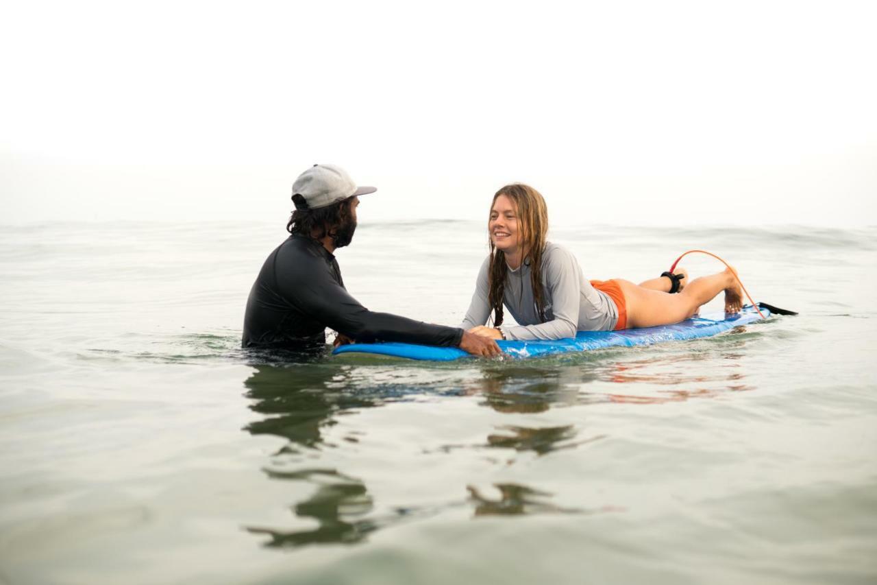 웰리가마 Layback Boutique Surf & Yoga Camp Sri Lanka 호스텔 외부 사진